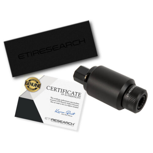 Legato IEC AC Connector Retail Packaging